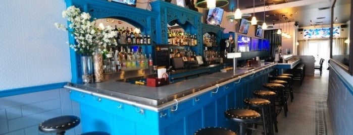 Las Olas Sushi Bar and Grill is one of Lieux qui ont plu à Divy.