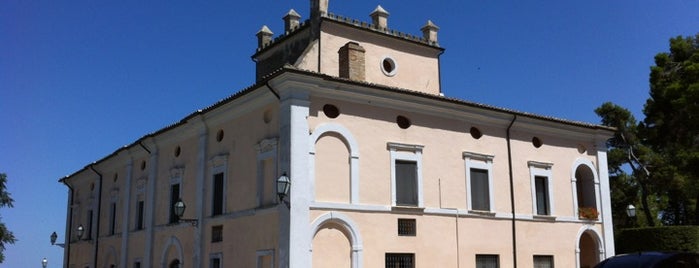 Villa Chiara is one of Cri : понравившиеся места.
