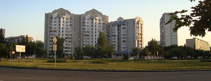Площа Конотопської битви is one of Andrey'in Beğendiği Mekanlar.