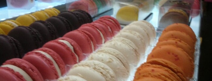 Enric Rosich Macarons is one of Barcelona Bakery & Desserts.