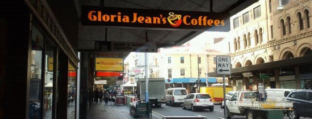 Gloria Jean's Coffees is one of Orte, die Roger gefallen.