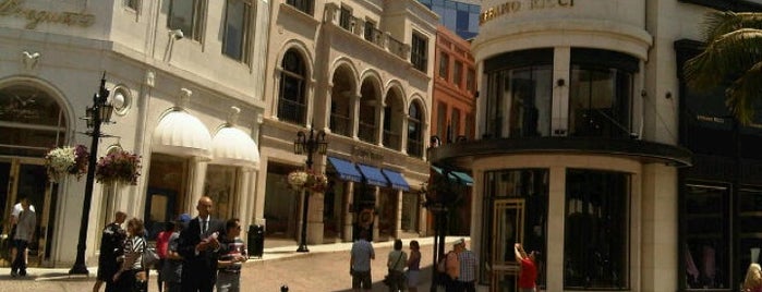 Rodeo Drive is one of Must Visit - LA.