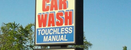 National Car Wash is one of Locais curtidos por Linda.