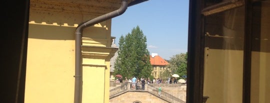 U Zlatých nůžek is one of Praha.