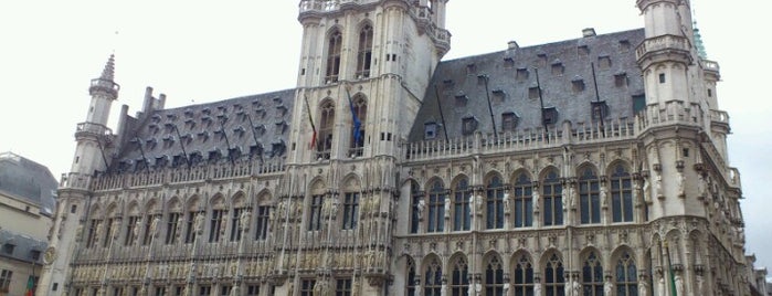 Grand Place is one of Stuff I want to see and do in Bruxelles.