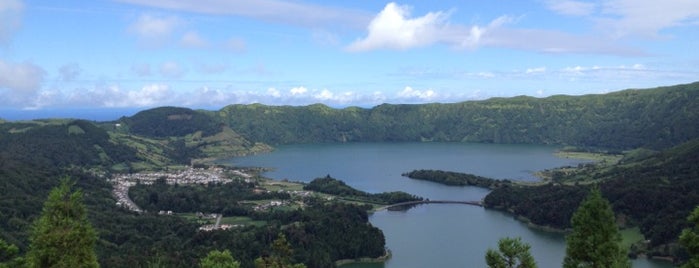 Lagoa Azul is one of São Miguel.