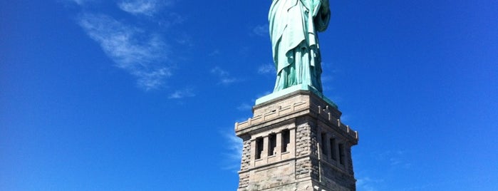 Estatua de la Libertad is one of NYC retrospective!.