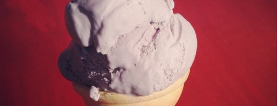 Buster's Ice Cream & Coffee Shop is one of SoCal Screams for Ice Cream!.