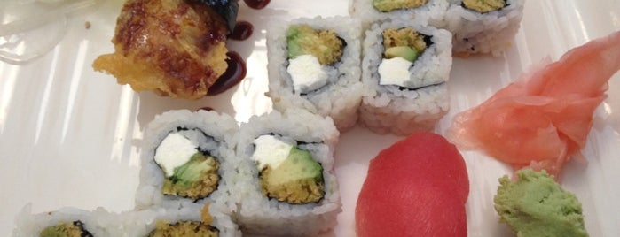 Sushi West is one of Tempat yang Disukai Julie.