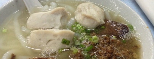 三间庄~猪肉粉 is one of 猪肉/丸/饼粉 （Pork Meat/ Ball/ Cake Noodle).