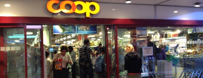 Coop is one of Tempat yang Disukai Li-May.
