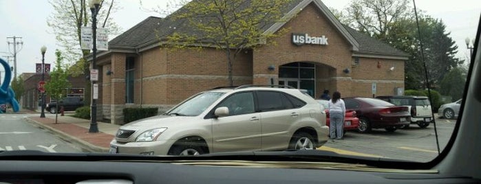 U.S. Bank ATM is one of Locais curtidos por Vicky.