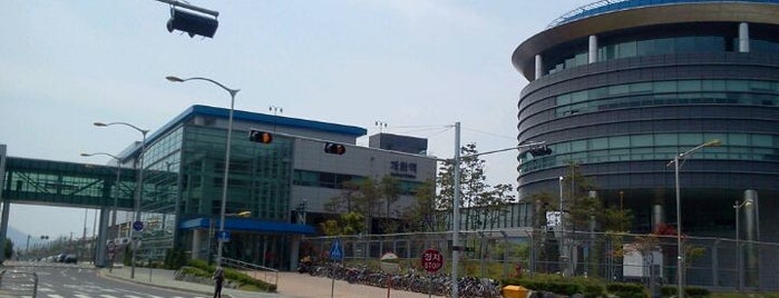 개화역 is one of Subway Stations in Seoul(line5~9).