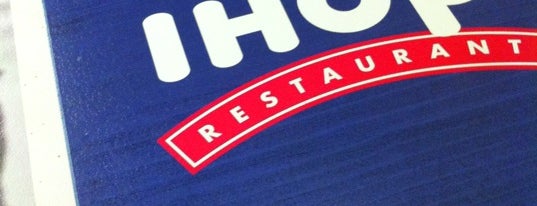 IHOP is one of Locais curtidos por B..