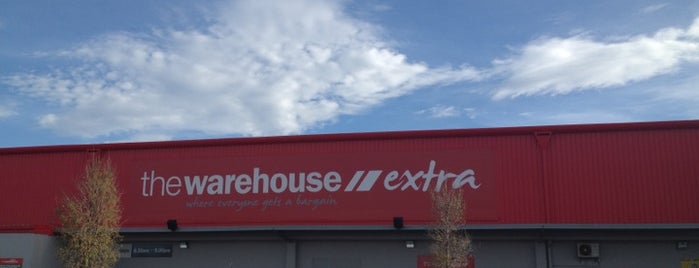 The Warehouse is one of สถานที่ที่ Stephen ถูกใจ.
