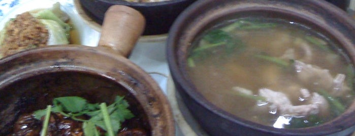 Restoran Kien Kee (权记辣汤花雕鸡专卖店) is one of Klang Valley food.