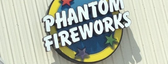Phantom Fireworks is one of Lieux qui ont plu à Ron.