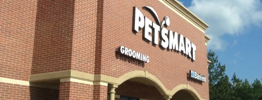 PetSmart is one of Aimee’s Liked Places.