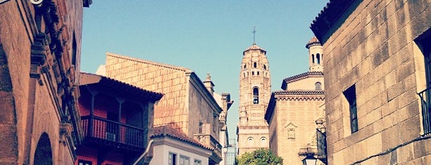 Poble Espanyol is one of Barcelona.