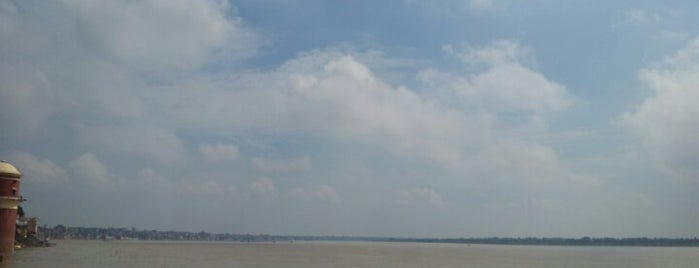 Ganges | गंगा | গঙ্গা | गङ्गा is one of Orte, die Pelin gefallen.