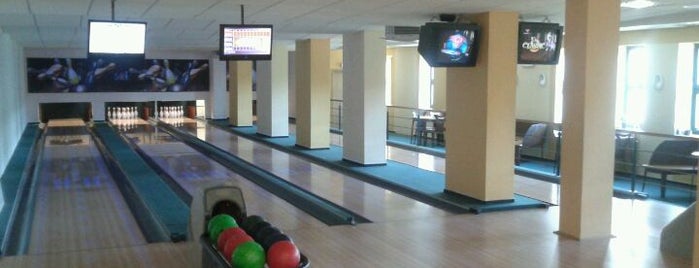 Bowling Landek is one of Landek Park.