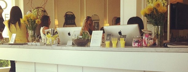Drybar is one of Hollywood.