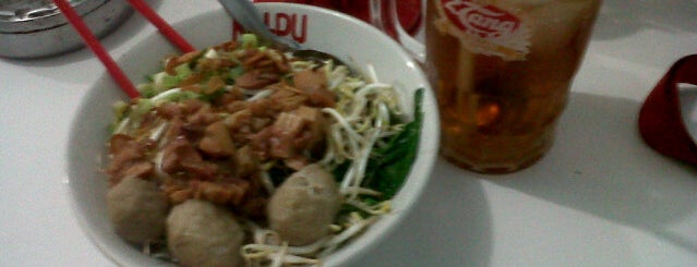 Bakso-Mie Ayam H. Wage is one of All-time favorites in Indonesia.