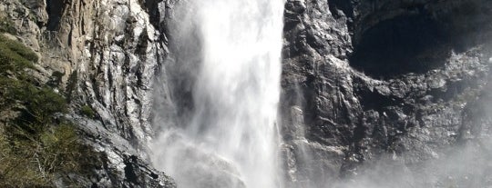 Bridalveil Falls is one of California's best outdoors places.