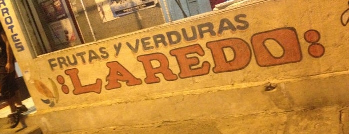 Frutas y Verduras "Laredo" is one of สถานที่ที่ Alfredo ถูกใจ.