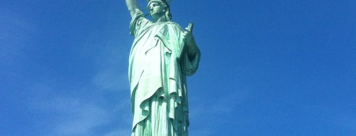 Statue de la Liberté is one of The City That Never Sleeps.