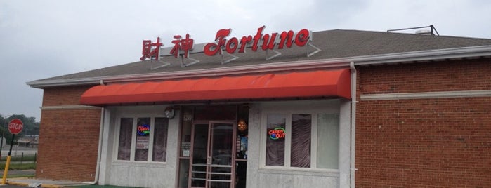 Fortune Chinese Seafood Restaurant is one of Posti che sono piaciuti a Evan.