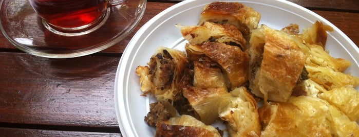 Tarihi Yeniköy Börekçisi is one of Sıra dışı yeme içme mekânları.