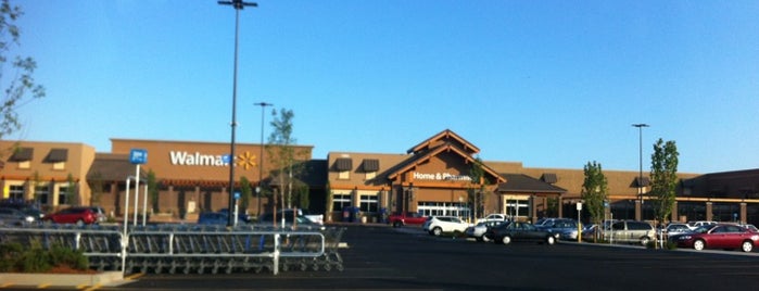 Walmart Supercenter is one of Mark : понравившиеся места.