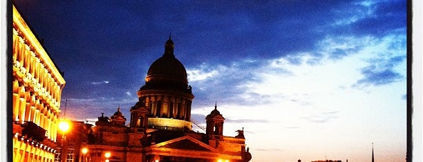 Saint Isaac's Cathedral is one of World Traveler.