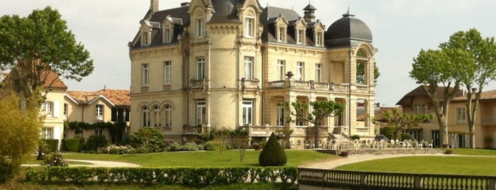 Château Grand Barrail is one of สถานที่ที่ Yulia ถูกใจ.