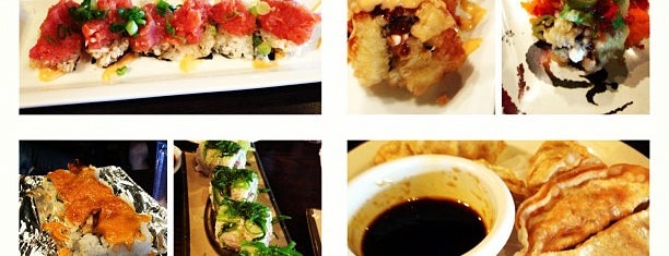 Sushi Deli 3 is one of Tempat yang Disukai Misty.