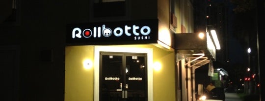 Rollbotto Sushi is one of Guto’s Liked Places.