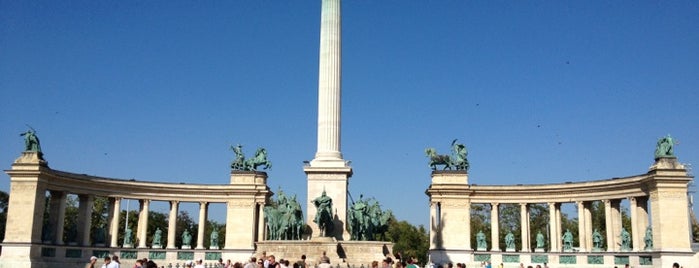 Praça dos Heróis is one of Budapest.