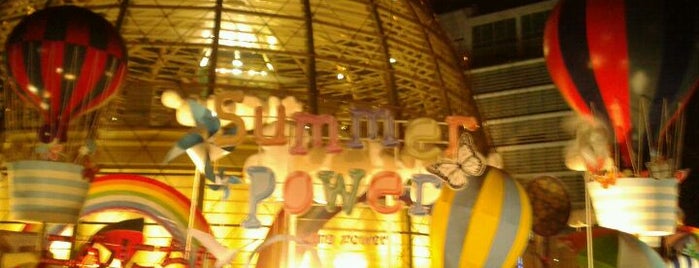 King Power Downtown Complex is one of Guide to the best spots in Bangkok.|ท่องเที่ยว กทม.