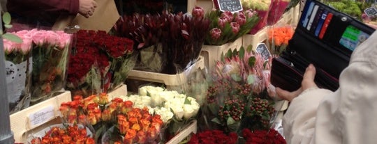 Columbia Road Flower Market is one of London Markets.