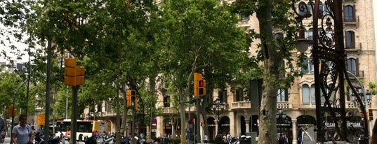 Passeig de Gràcia is one of hotel.info offices.