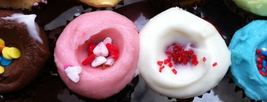 Cupcakes by Tom is one of Food and Drink DF.
