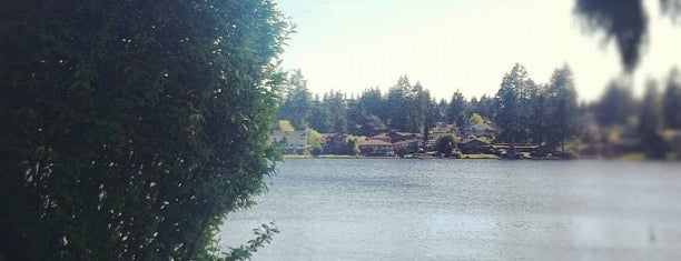 Long Lake is one of Carlos’s Liked Places.