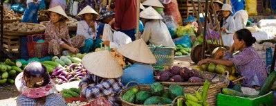 Chợ Đông Ba (Dong Ba Market) is one of Viaje a Vietnam.