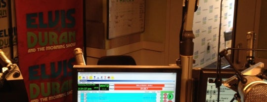 Elvis Duran & the Morning Show is one of Beth 님이 좋아한 장소.