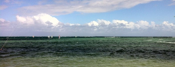 Le Morne Public Beach (Kite Beach) is one of Kimmieさんの保存済みスポット.