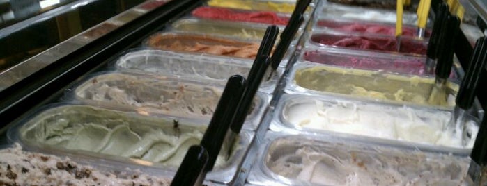 Iorio's Gelateria is one of Kimmieさんの保存済みスポット.