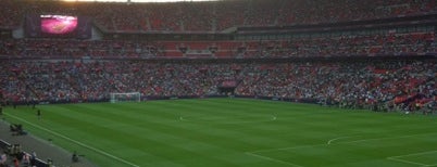 Estádio de Wembley is one of Sports Bucket List.