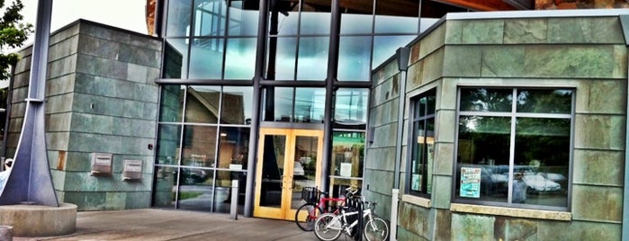 Seattle Public Library - Beacon Hill Branch is one of Tempat yang Disukai Jim.