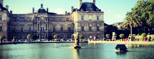 Luxembourg Garden is one of Paris <3.